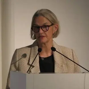 Jeanne Wolff Bernstein